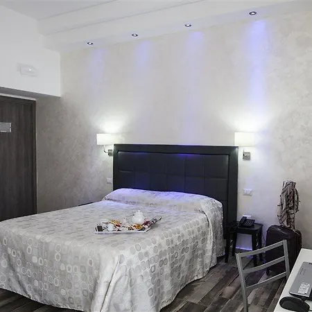 Bed & Breakfast Garibaldi Square 2*