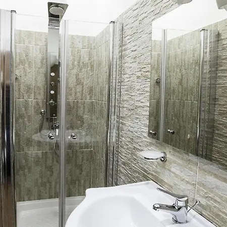 Garibaldi Square Bed and breakfast