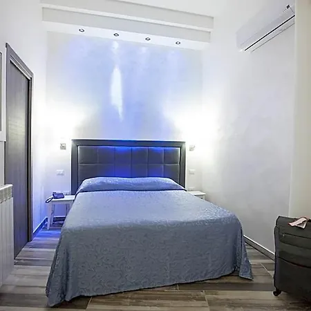 Garibaldi Square Bed & Breakfast 3*