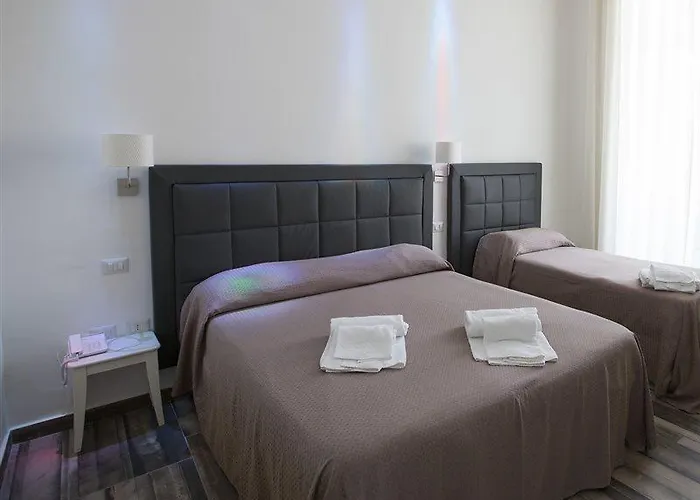 Garibaldi Square Bed & Breakfast 3*