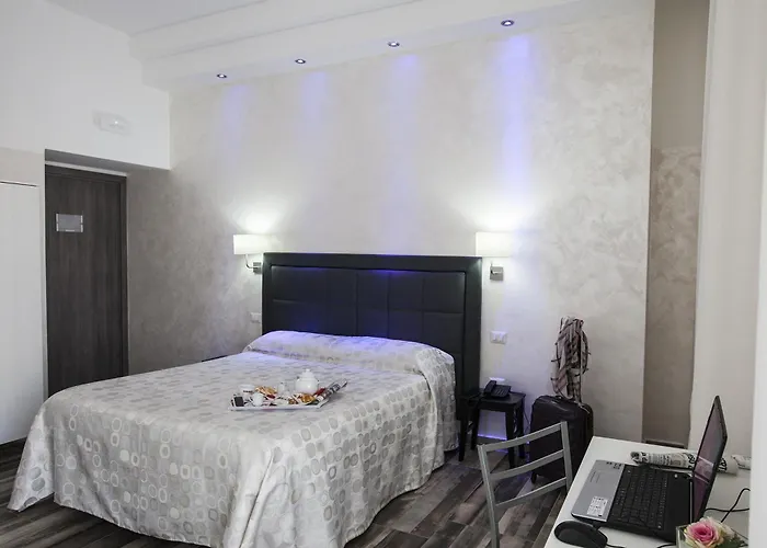 Garibaldi Square Bed & Breakfast 3*