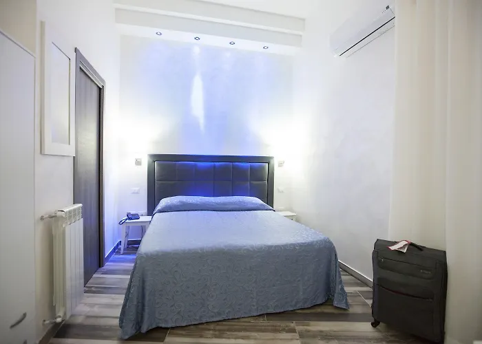 Bed & Breakfast Garibaldi Square Napoli